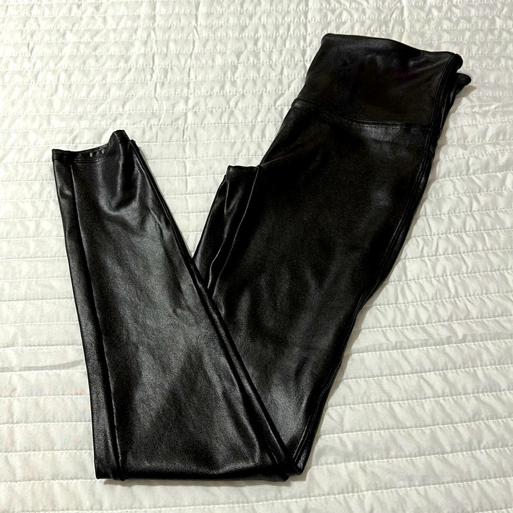 Spanx leather leggings. Size Med. NWOT